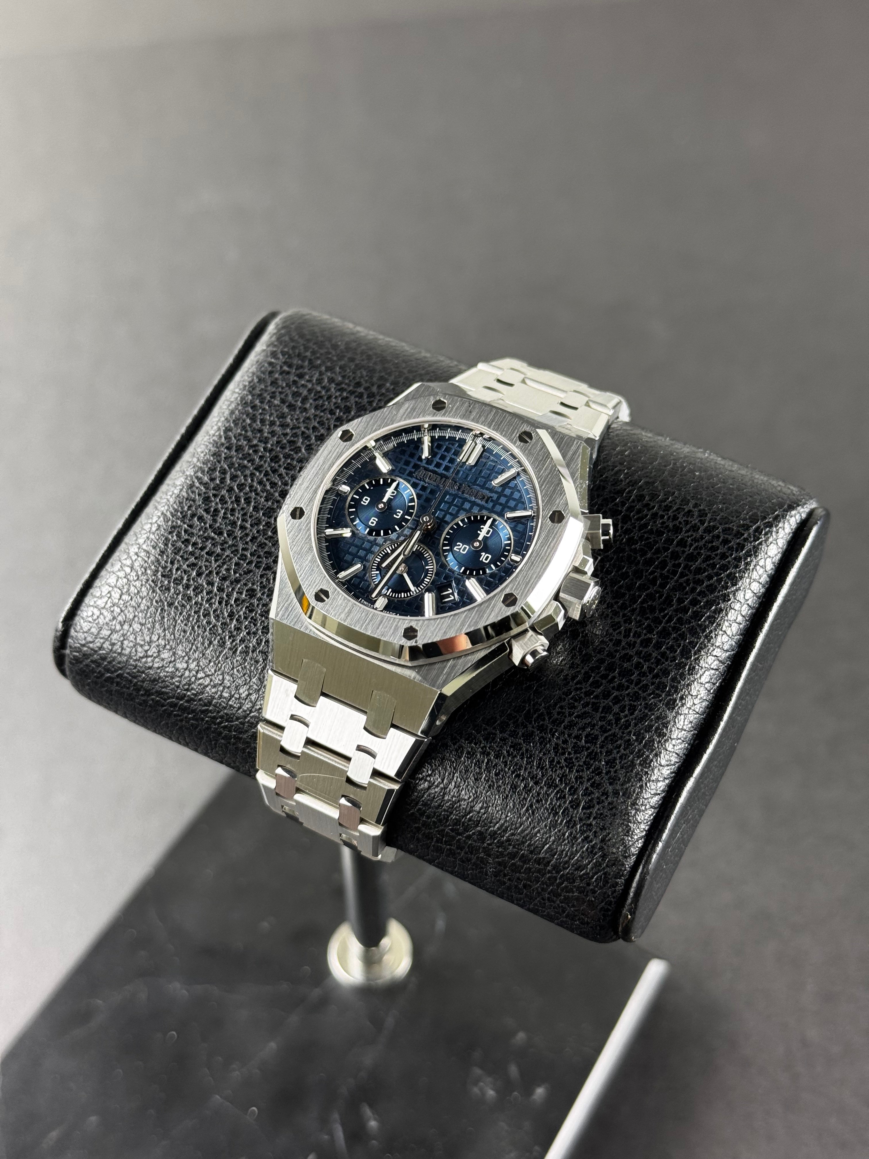 Audemars Piguet Royal Oak Chrono 38mm Blue