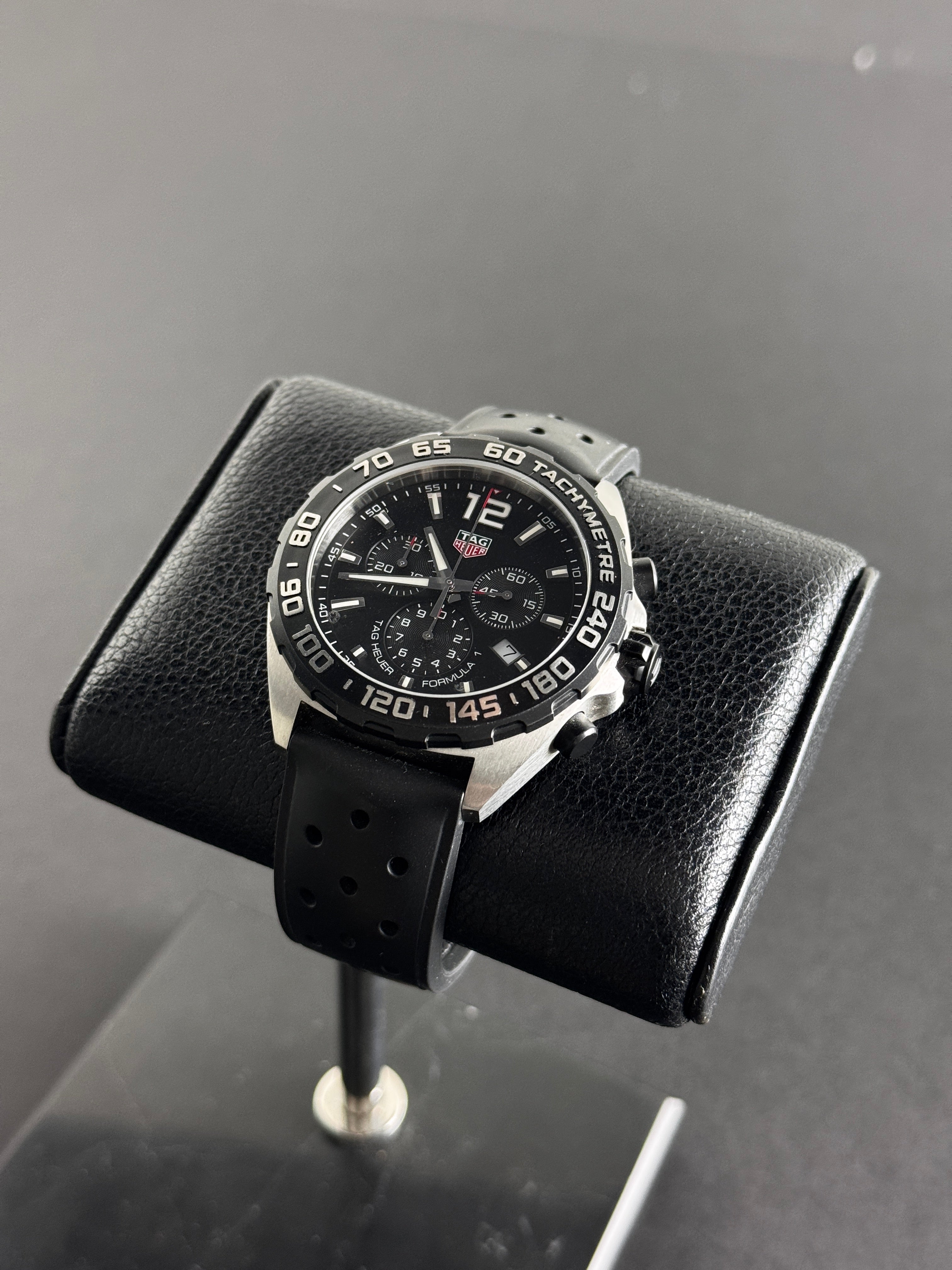 Tag Heuer Formula 1 Chronograph Quartz