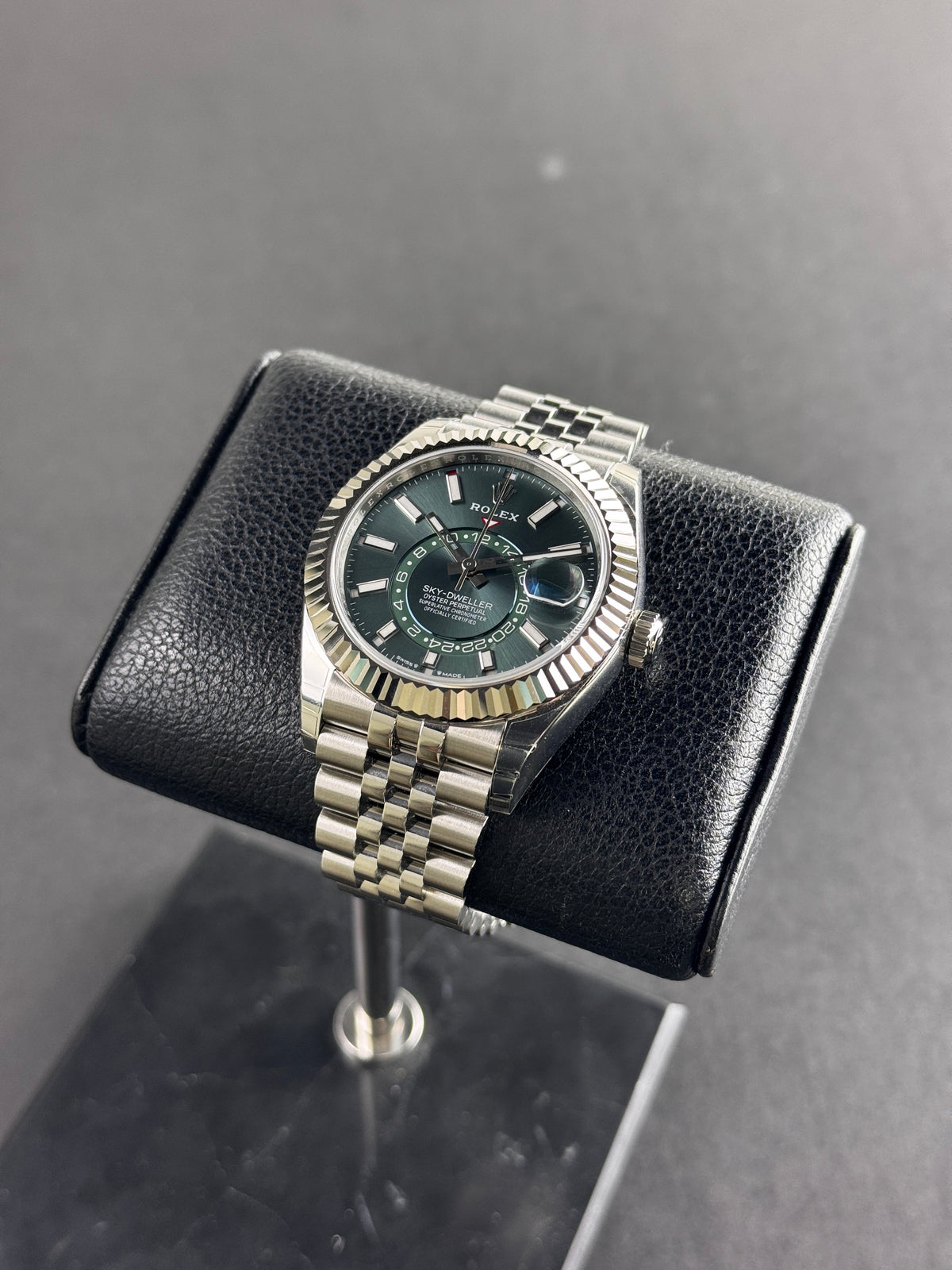 Rolex Sky-Dweller 42 Mint