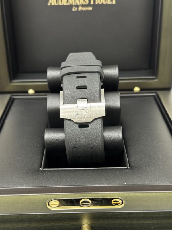 Audemars Piguet Royal Oak Diver Black – Image 7