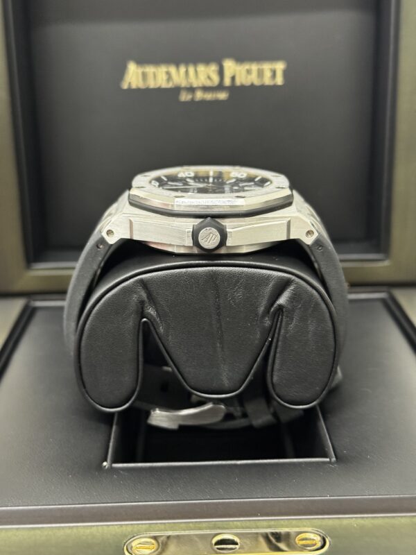 Audemars Piguet Royal Oak Diver Black – Image 3