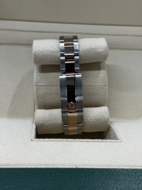 Rolex Datejust 28mm Olive Diamond Marker – Image 3