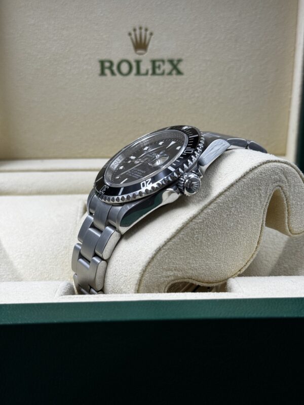 Rolex Submariner Date - 16610 – Image 6