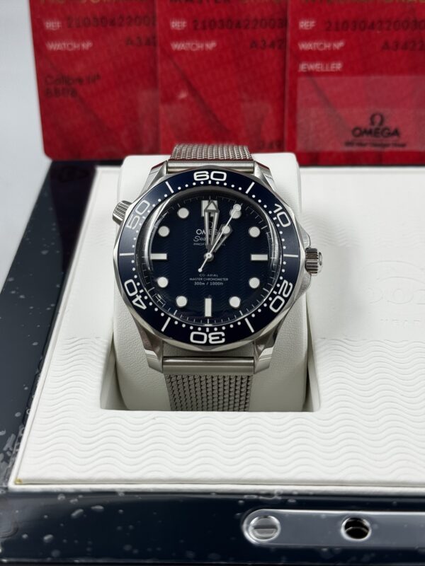 Omega Seamaster Bond 007 60th Anniversary - Image 2