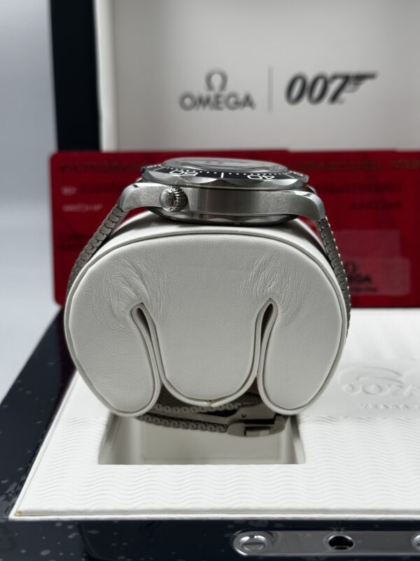 Omega Seamaster Bond 007 60th Anniversary - Image 4