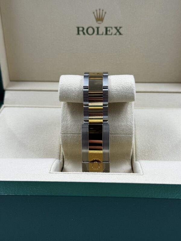 Rolex Daytona Champagne Dial - 116503 – Image 7