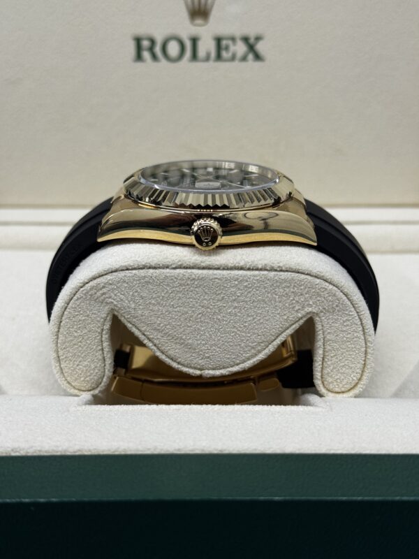 Rolex Sky Dweller Yellow Gold Green - Image 3
