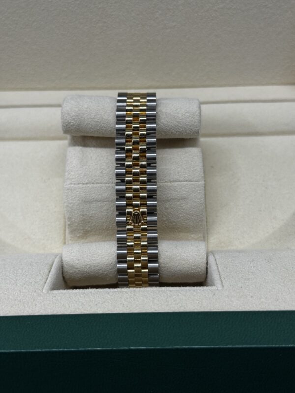 Rolex Datejust 31mm Taupe/Grey Diamond Dial – Image 5