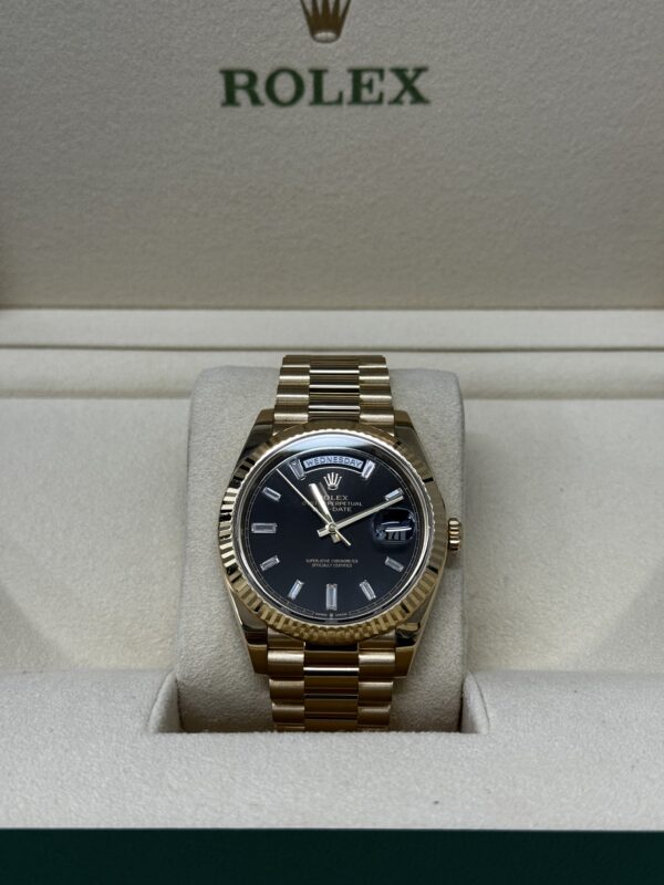 Rolex Day Date 40 Yellow Gold Black Baguette – Image 7