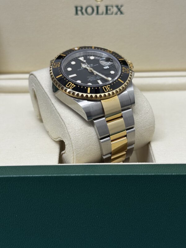 Rolex Sea Dweller Two Tone – Image 4