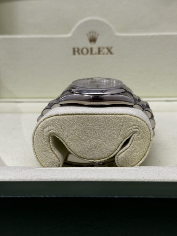 Rolex Day Date 36 Platinum 6 screws – Image 6