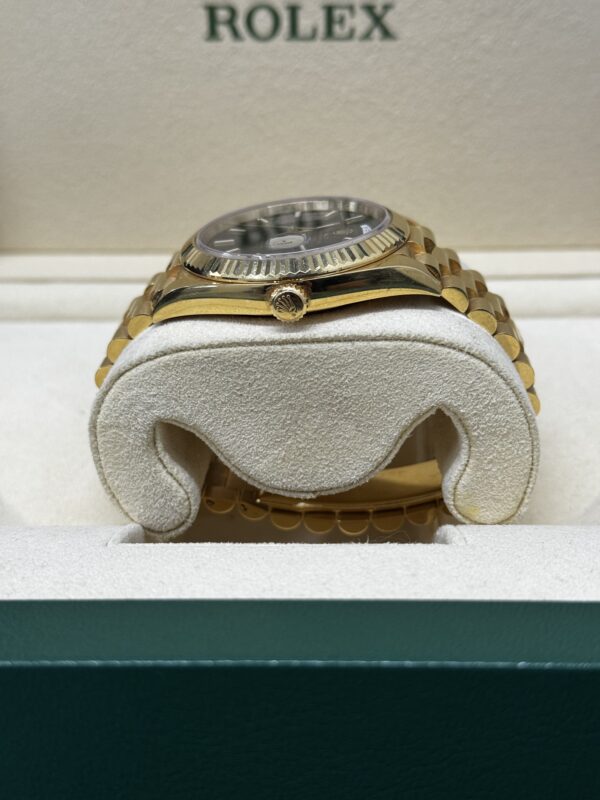 Rolex Day Date 40 Black Motif – Image 7