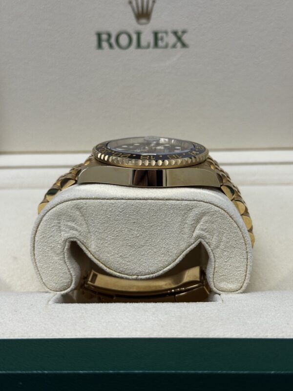 Rolex GMT Master II Full Gold Bruce Wayne – Image 4