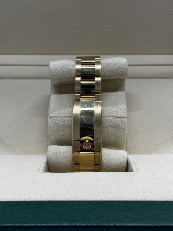 Rolex Daytona Yellow Gold Black Dial – Image 8