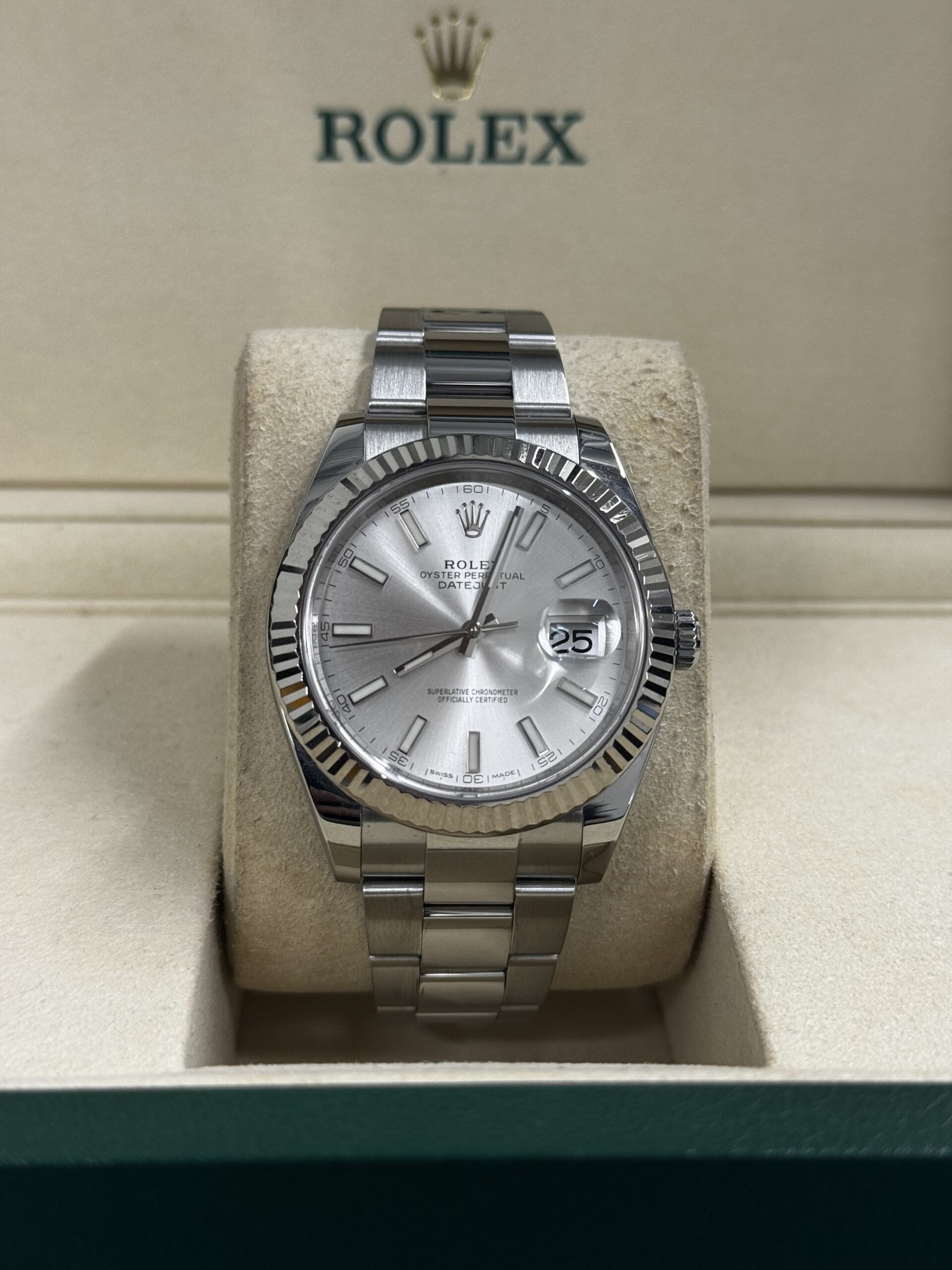 Rolex Datejust 41 Silver Dial - 126334 – Image 2