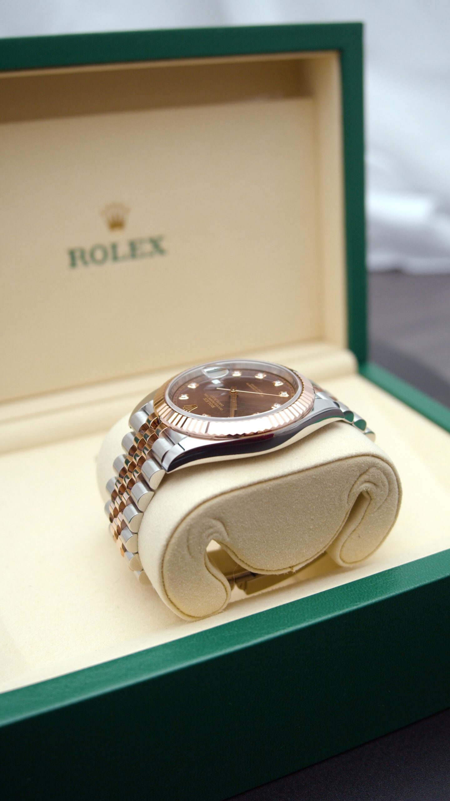 Rolex Datejust 41 Chocolate Diamond Dial - 126331 – Image 4