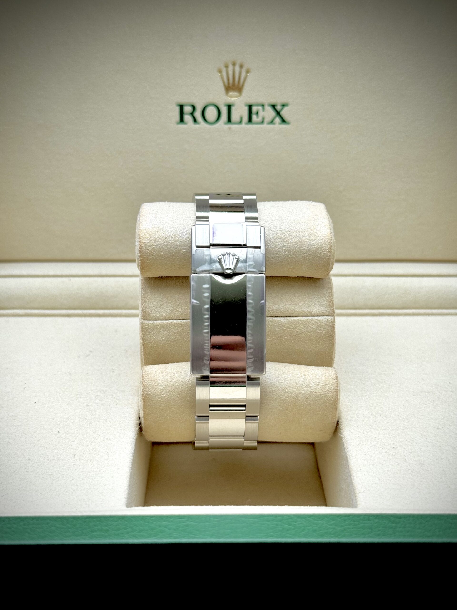Rolex Daytona Platinum Diamond Baguette - 116506 – Image 8