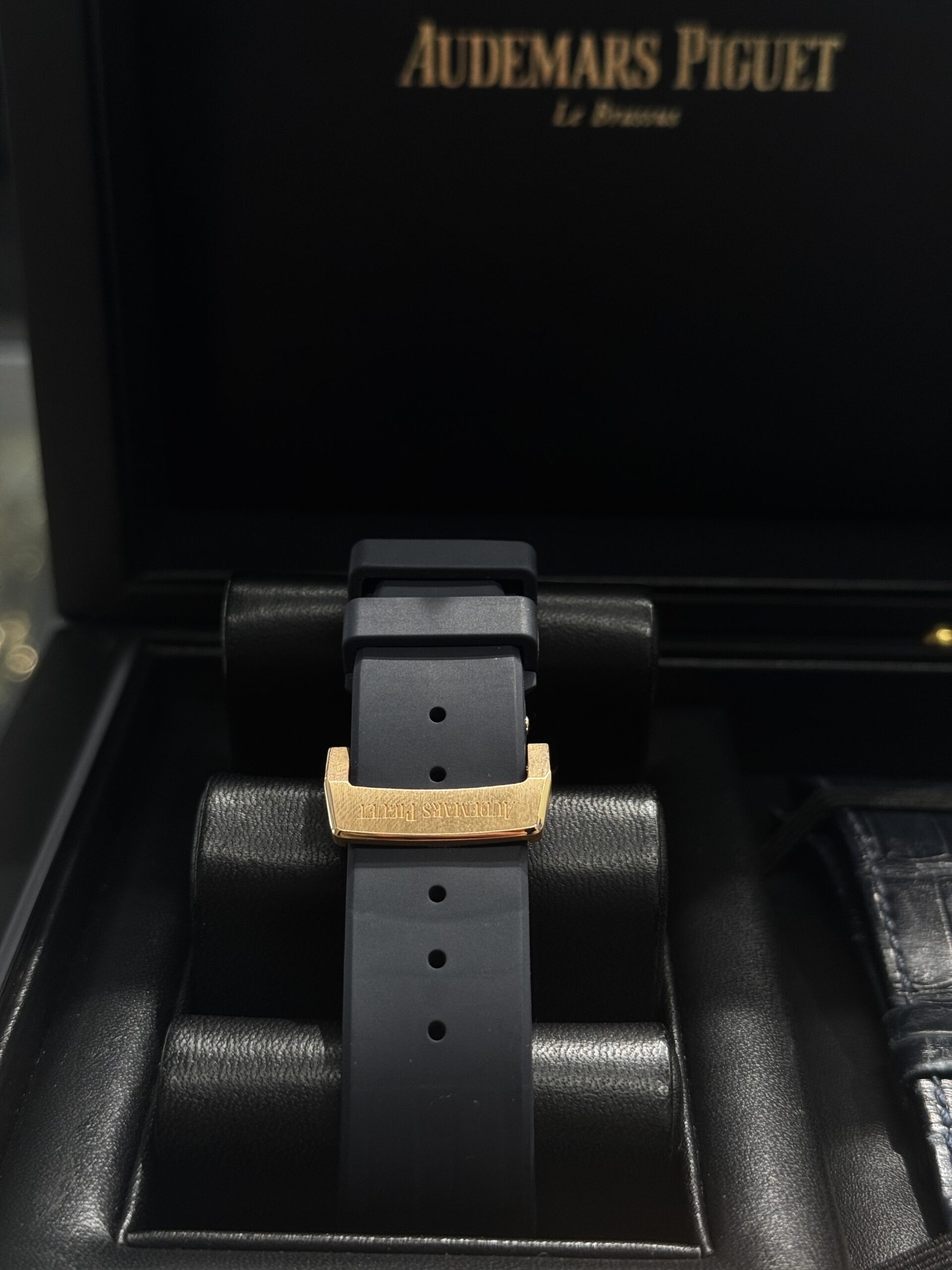 Audemars Piguet Royal Oak Chronograph – Image 2