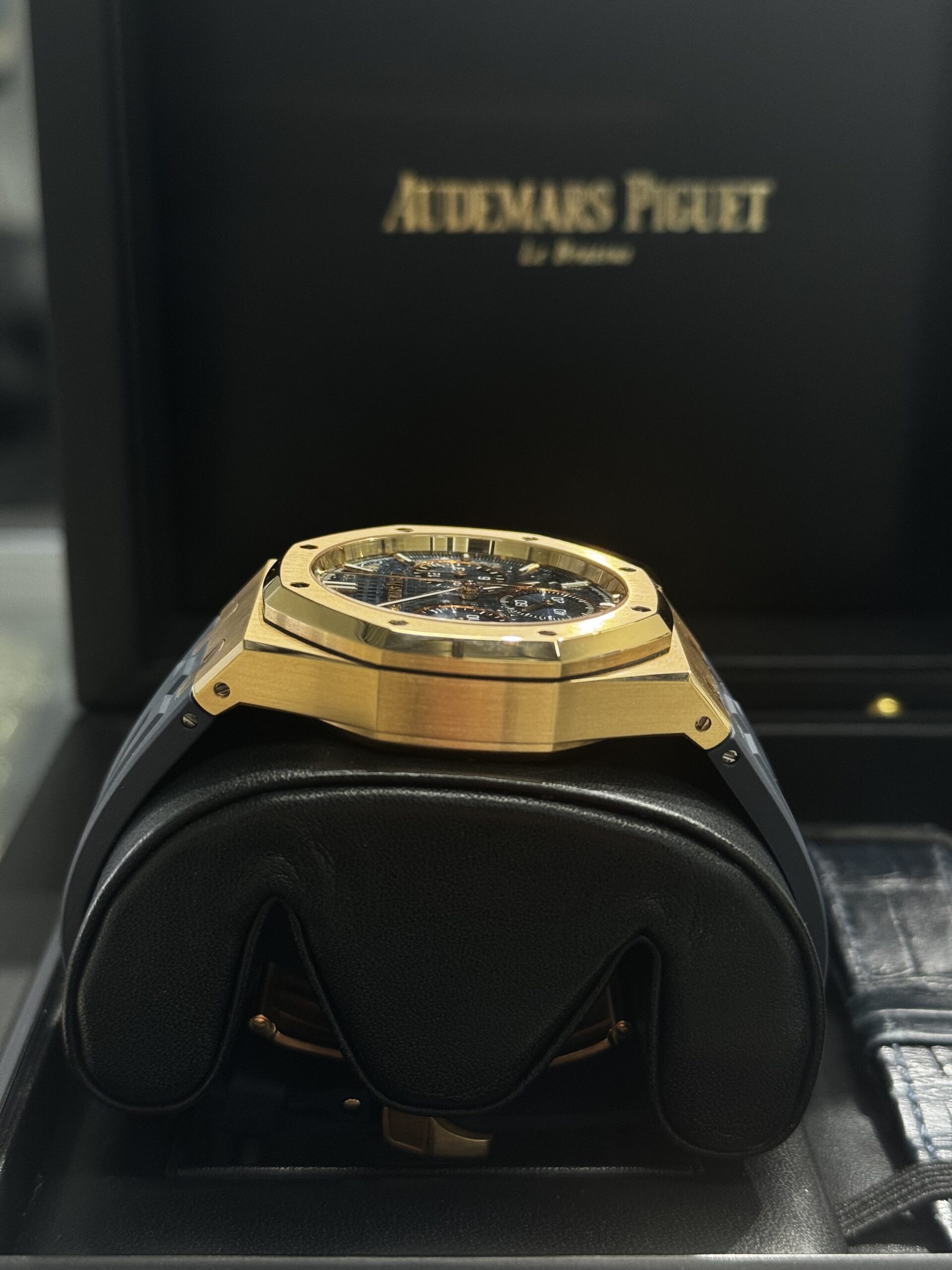 Audemars Piguet Royal Oak Chronograph – Image 4