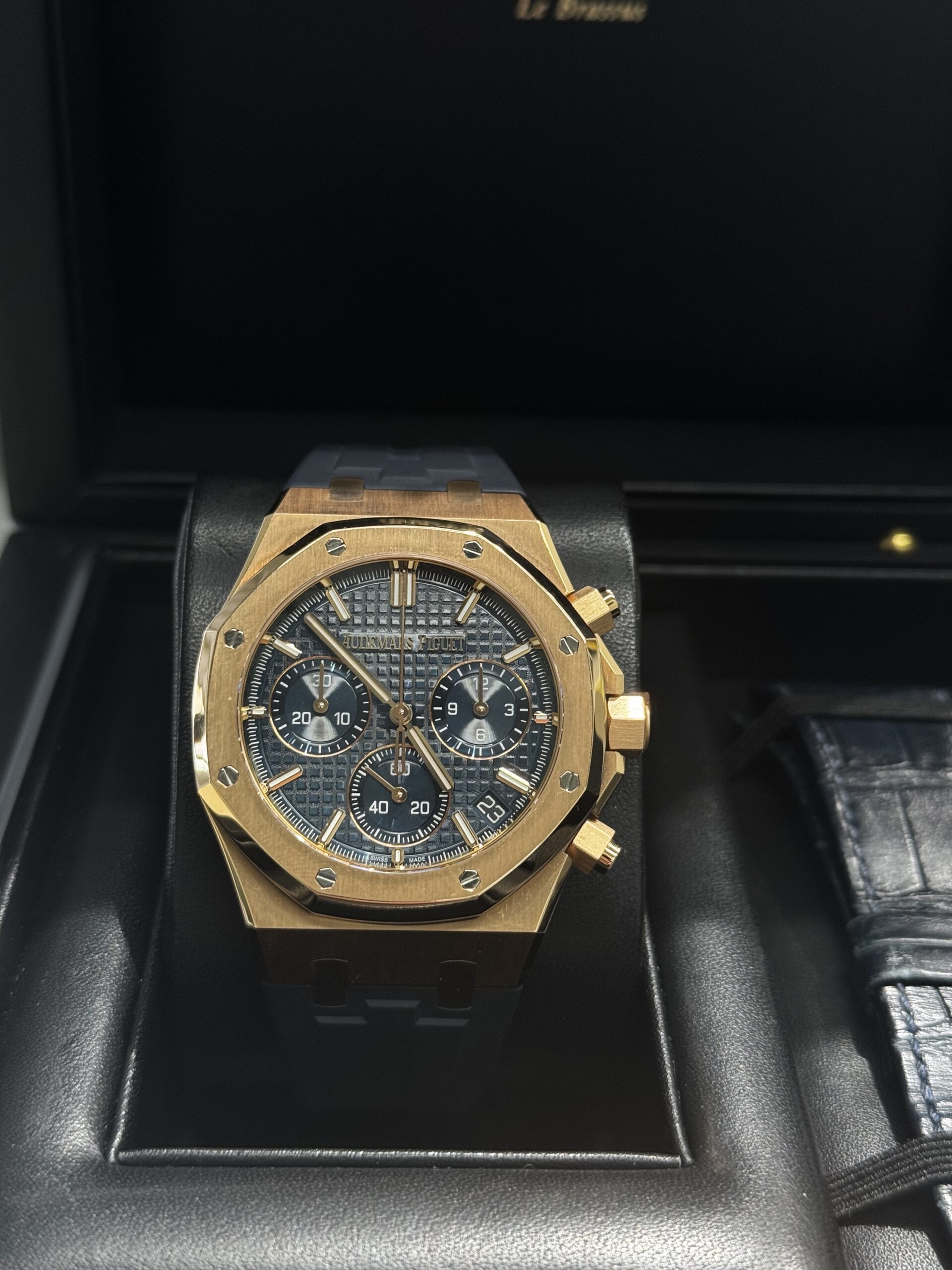 Audemars Piguet Royal Oak Chronograph – Image 7