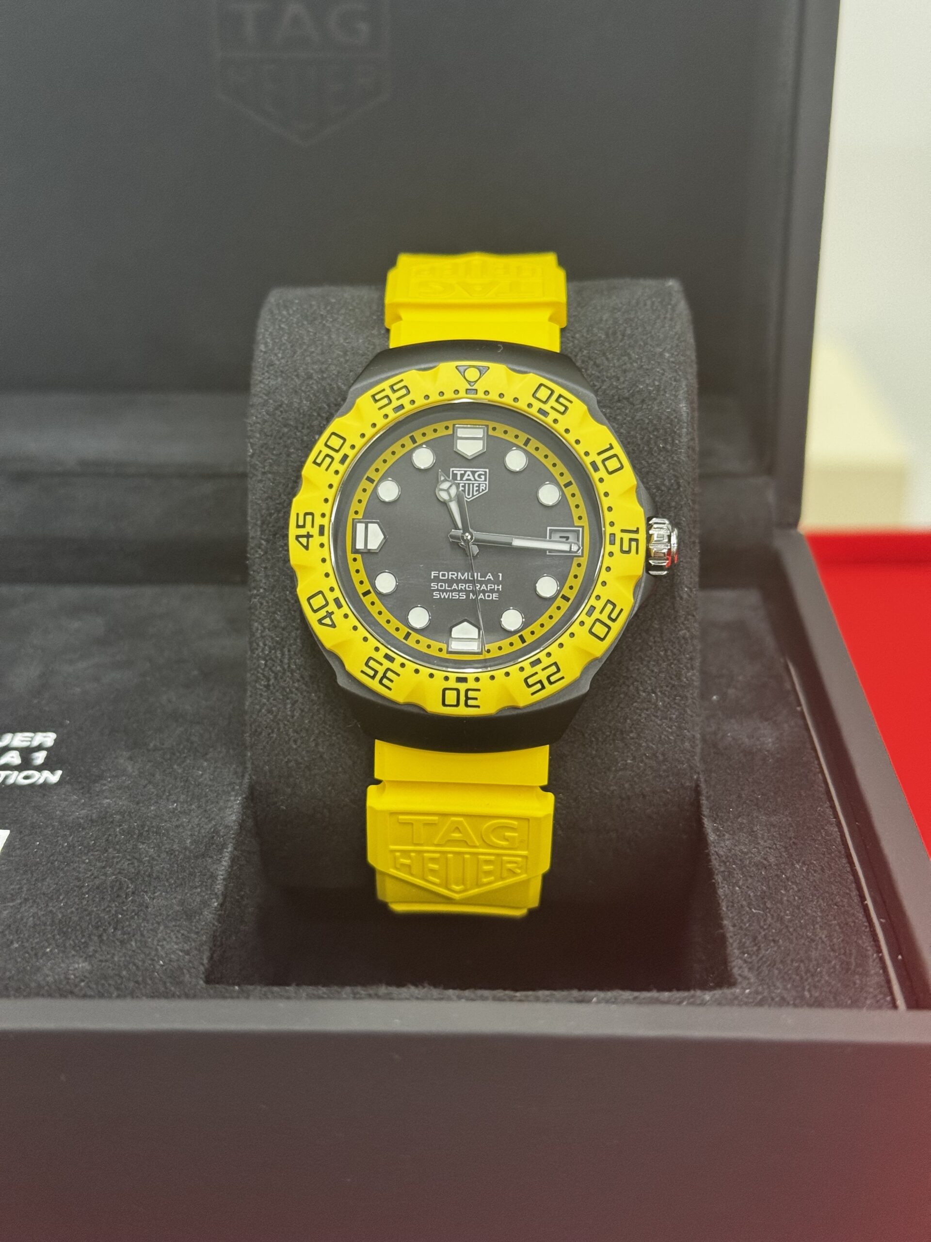 TAG Heuer Formula 1 Solargraph – Image 3