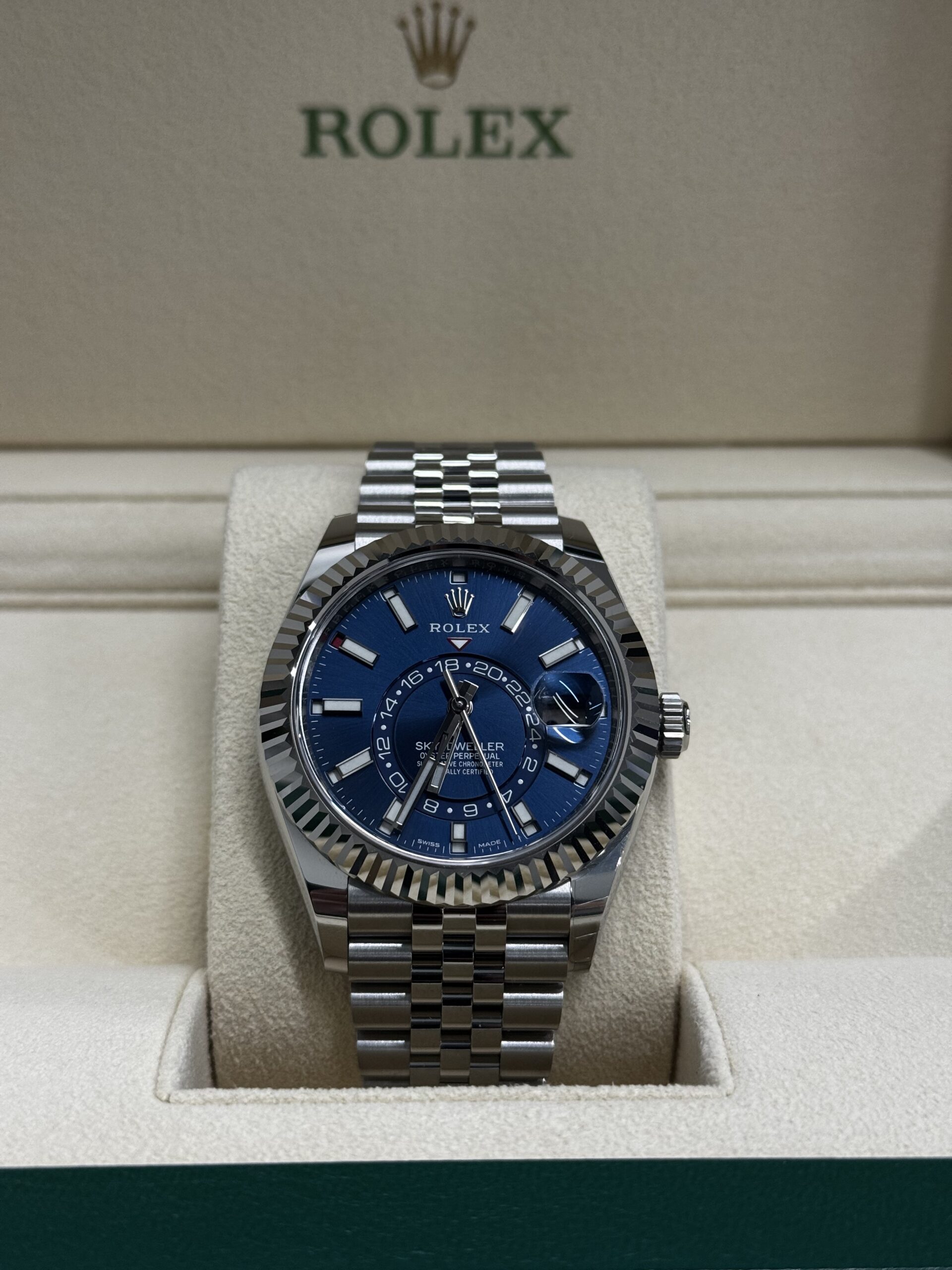 Rolex Skydweller Blue Jubilee – Image 2