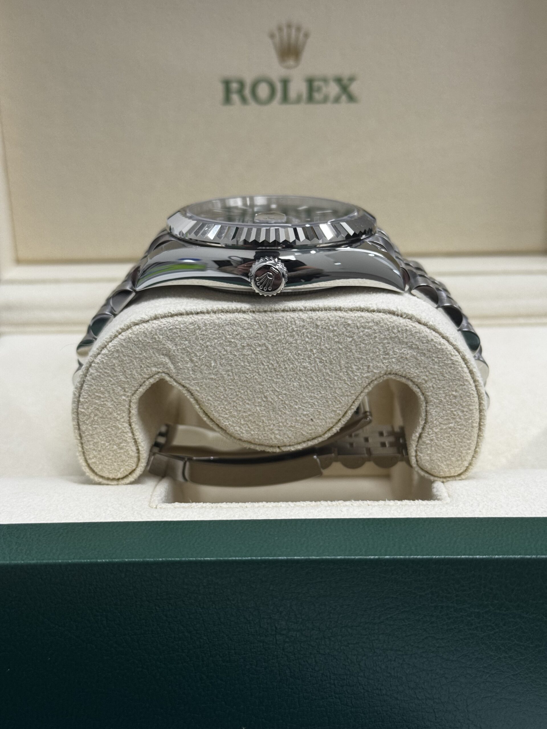 Rolex Skydweller Blue Jubilee – Image 6